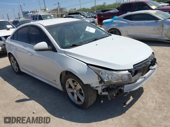 2016 Chevrolet Cruze LT z VIN 1G1PF5SB8G7219551, wystawiony jako IAAI lot #43309174 z przebiegiem 98 665 mil mil oraz . Historia ofert i sprzedaży dostępna na DreamBid. Obrazek 1.