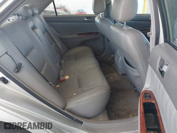 2005 Toyota Camry LE with VIN 4T1BF30K05U611555, listed as a IAAI auction lot 42349609 with 249,493 mi miles and . Bid and sale history available at DreamBid. Image 8.