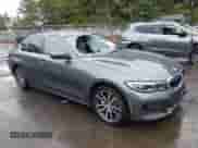 2020 BMW 3 Series 330i xDrive z VIN 3MW5R7J02L8B28220, wystawiony jako IAAI lot #43396767 z przebiegiem 60 487 mil mil oraz . Historia ofert i sprzedaży dostępna na DreamBid. Obrazek 1.