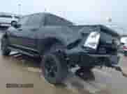 2017 Ram 1500 Express z VIN 1C6RR6KT6HS547823, wystawiony jako IAAI lot #42717862 z przebiegiem 220 236 mil mil oraz . Historia ofert i sprzedaży dostępna na DreamBid. Obrazek 3.