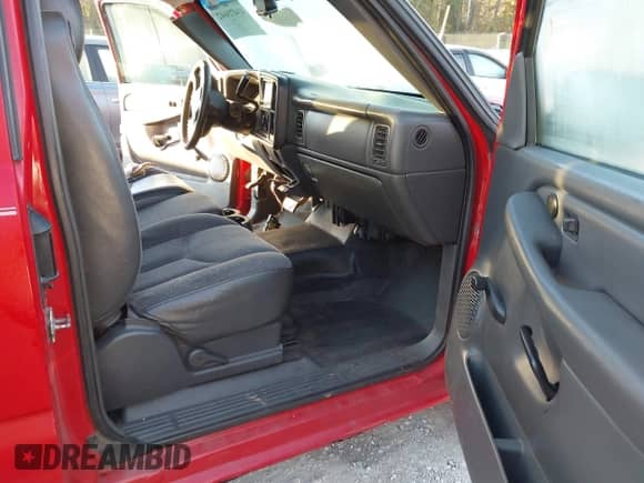 2004 Chevrolet Silverado 1500 Work Truck with VIN 1GCEC19X24Z238405, listed as a IAAI auction lot 43475642 with 108,580 mi miles and . Bid and sale history available at DreamBid. Image 5.