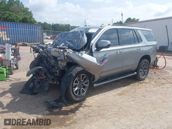 2023 Chevrolet Tahoe Z71 с VIN 1GNSKPKD5PR527315, выставлен на аукционе IAAI как лот 42712607 с пробегом Не указан миль и . История ставок и продаж доступна на DreamBid. Изображение 2.