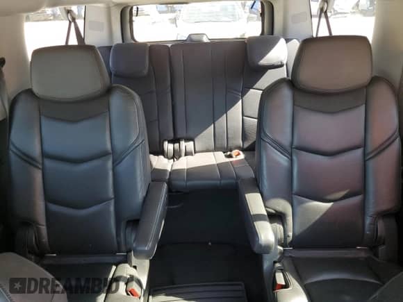 2019 Cadillac Escalade ESV Luxury с VIN 1GYS3HKJ5KR129302, выставлен на аукционе Copart как лот 57229125 с пробегом 181 881 миль миль и На запчасти • Non repairable. История ставок и продаж доступна на DreamBid. Изображение 10.