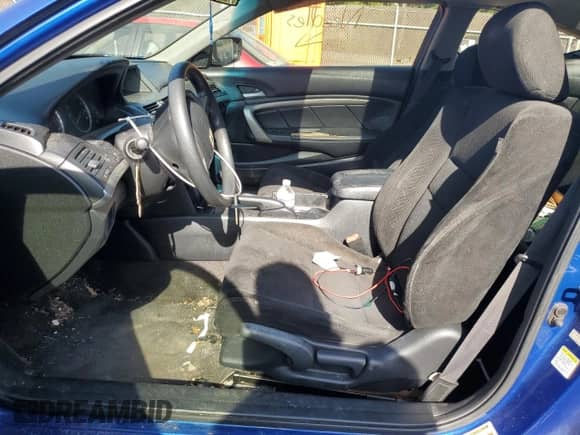 2010 Honda Accord EX with VIN 1HGCS1B7XAA018557, listed as a Copart auction lot 85141965 with 180,794 mi miles and Salvage title. Bid and sale history available at DreamBid. Image 7.