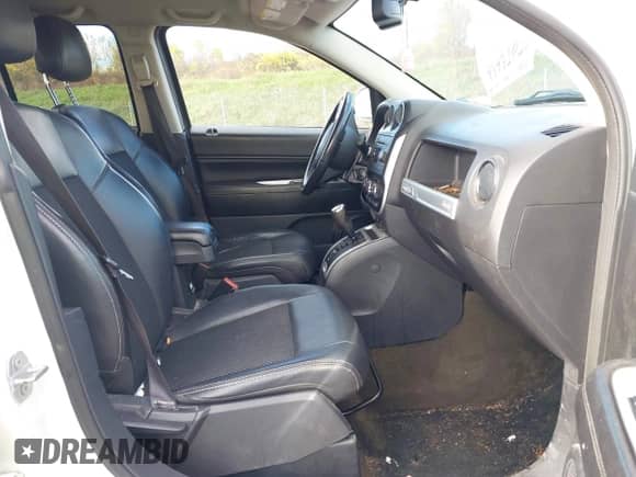2016 Jeep Compass High Altitude с VIN 1C4NJDEB5GD762568, выставлен на аукционе IAAI как лот 43437672 с пробегом 184 180 миль миль и . История ставок и продаж доступна на DreamBid. Изображение 5.