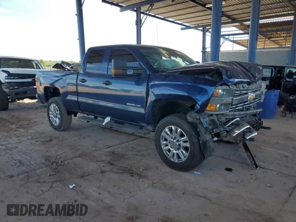 2017 Chevrolet Silverado 2500HD Work Truck z VIN 1GC2KUEG0HZ151797, wystawiony jako Copart lot #67667085 z przebiegiem 225 607 mil mil oraz Szkoda całkowita • Salvage title. Historia ofert i sprzedaży dostępna na DreamBid. Obrazek 4.