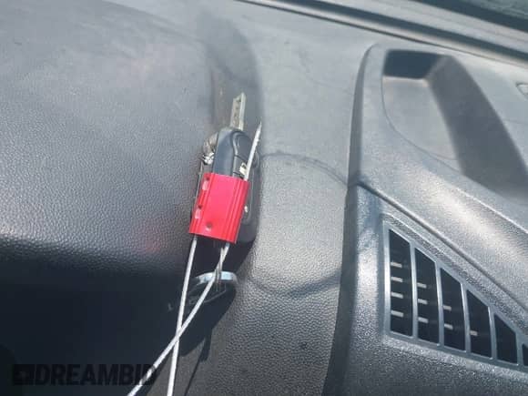 2021 Ram ProMaster Cargo z VIN 3C6LRVDG1ME521577, wystawiony jako IAAI lot #42947448 z przebiegiem 196 009 mil mil oraz . Historia ofert i sprzedaży dostępna na DreamBid. Obrazek 11.