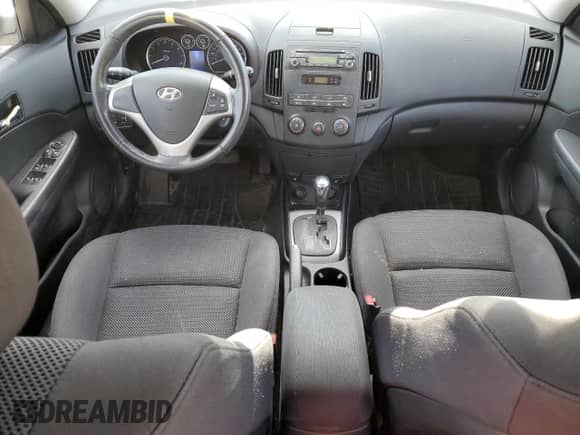 2012 Hyundai Elantra SE z VIN KMHDC8AE1CU145610, wystawiony jako Copart lot #82262375 z przebiegiem 156 146 mil mil oraz Czysty tytuł • Clean title. Historia ofert i sprzedaży dostępna na DreamBid. Obrazek 8.