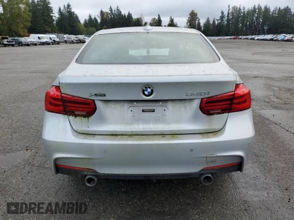 2016 BMW 3 Series 340i xDrive с VIN WBA8B7C57GK703832, выставлен на аукционе Copart как лот 82529115 с пробегом Не указан миль и Чистый • Clean title. История ставок и продаж доступна на DreamBid. Изображение 6.