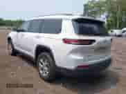 2023 Jeep Grand Cherokee Limited z VIN 1C4RJKBG3P8813368, wystawiony jako IAAI lot #42347019 z przebiegiem 14 722 mil mil oraz . Historia ofert i sprzedaży dostępna na DreamBid. Obrazek 3.