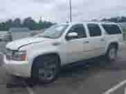 2010 Chevrolet Suburban LTZ с VIN 1GNUKKE37AR248793, выставлен на аукционе IAAI как лот 43039174 с пробегом 246 519 миль миль и . История ставок и продаж доступна на DreamBid. Изображение 17.