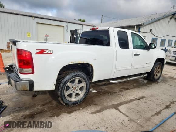 2010 GMC Sierra 1500 SLE с VIN 1GTSCVE02AZ152431, выставлен на аукционе Copart как лот 69127745 с пробегом 174 523 миль миль и Списание • Salvage title. История ставок и продаж доступна на DreamBid. Изображение 3.