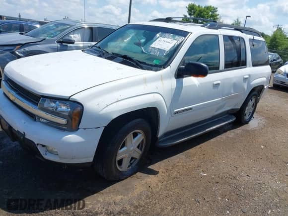 2003 Chevrolet TrailBlazer EXT LT with VIN 1GNET16S936170166, listed as a IAAI auction lot 42758663 with Not provided miles and . Bid and sale history available at DreamBid. Image 2.