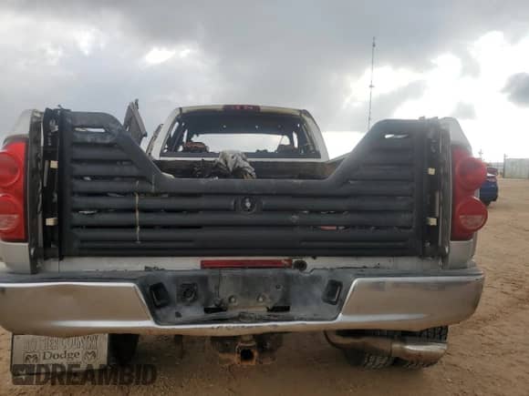 2007 Dodge 3500 SLT with VIN 3D7MX48A27G823140, listed as a Copart auction lot 69663464 with Not provided miles and Non repairable. Bid and sale history available at DreamBid. Image 6.