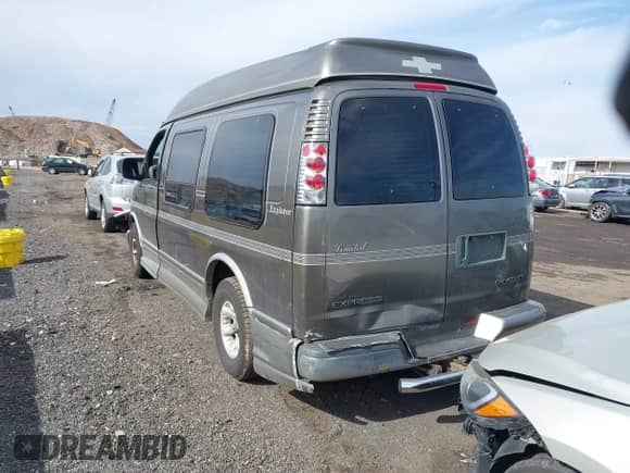 2002 Chevrolet Express с VIN 1GBFG15R021183484, выставлен на аукционе IAAI как лот 41622469 с пробегом 145 407 миль миль и . История ставок и продаж доступна на DreamBid. Изображение 3.