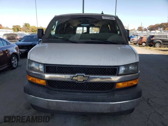 2018 Chevrolet Express Passenger LT с VIN 1GAZGPFGXJ1322164, выставлен на аукционе Copart как лот 77177464 с пробегом 241 975 миль миль и Списание • Salvage title. История ставок и продаж доступна на DreamBid. Изображение 5.