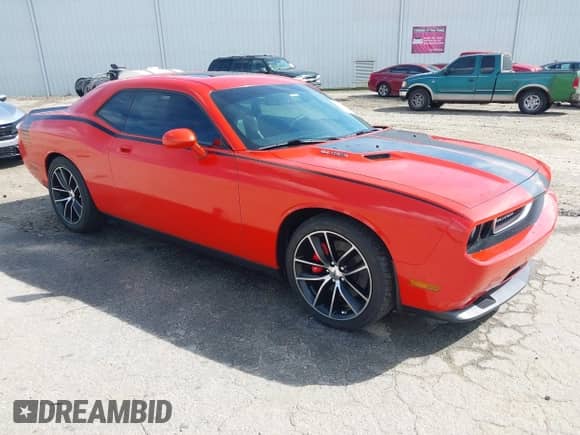 2009 Dodge Challenger SRT-8 with VIN 2B3LJ74W89H581856, listed as a IAAI auction lot 43402204 with 93,540 mi miles and . Bid and sale history available at DreamBid. Image 1.