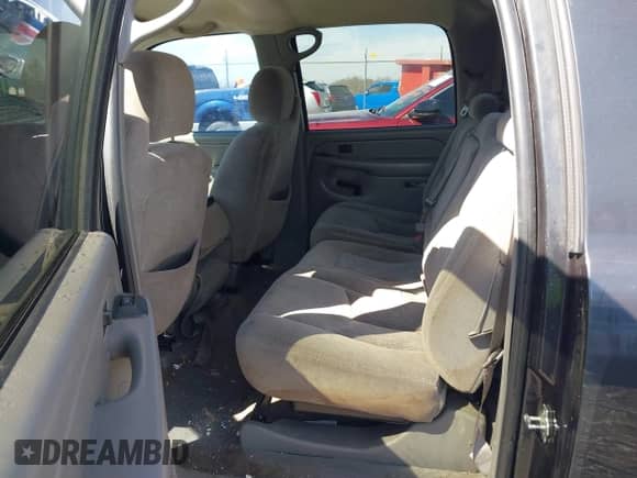 2005 Chevrolet Avalanche Z71 z VIN 3GNEK12Z05G131585, wystawiony jako IAAI lot #41710355 z przebiegiem Nie podano mil oraz . Historia ofert i sprzedaży dostępna na DreamBid. Obrazek 8.