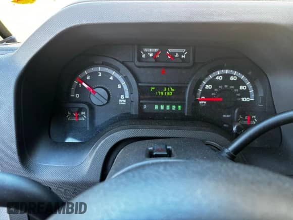 2014 Ford Econoline Cargo Commercial with VIN 1FTNS2EWXEDA21933, listed as a Copart auction lot 89734695 with 179,130 mi miles and Clean title. Bid and sale history available at DreamBid. Image 8.