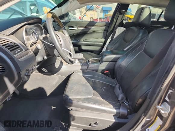 2016 Chrysler 300 C с VIN 2C3CCAEG9GH105811, выставлен на аукционе Copart как лот 71715775 с пробегом 163 254 миль миль и Чистый • Clean title. История ставок и продаж доступна на DreamBid. Изображение 7.