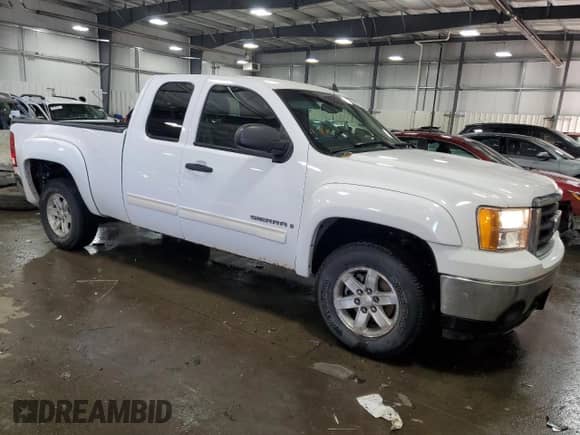 2008 GMC Sierra 1500 SLE2 z VIN 2GTEK19J581203113, wystawiony jako Copart lot #42511865 z przebiegiem 187 495 mil mil oraz Szkoda całkowita • Salvage title. Historia ofert i sprzedaży dostępna na DreamBid. Obrazek 4.