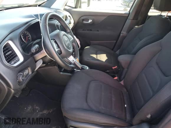 2018 Jeep Renegade Latitude with VIN ZACCJABB9JPJ07071, listed as a Copart auction lot 71979965 with 142,641 mi miles and Salvage title. Bid and sale history available at DreamBid. Image 7.