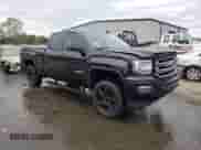 2017 GMC Sierra 1500 SLE z VIN 1GTR1MECXHZ338866, wystawiony jako Copart lot #77050163 z przebiegiem 51 798 mil mil oraz Czysty tytuł • Clean title. Historia ofert i sprzedaży dostępna na DreamBid. Obrazek 4.