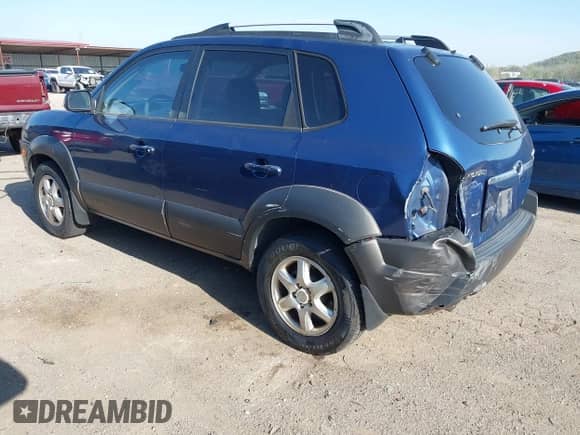 2005 Hyundai Tucson GLS with VIN KM8JN72D25U064079, listed as a IAAI auction lot 41978532 with 216,775 mi miles and . Bid and sale history available at DreamBid. Image 3.
