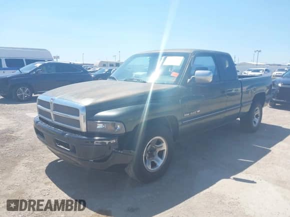 1997 Dodge 1500 с VIN 3B7HC13Y6VG808650, выставлен на аукционе IAAI как лот 43117650 с пробегом 280 029 миль миль и . История ставок и продаж доступна на DreamBid. Изображение 2.