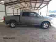2010 Dodge 1500 ST z VIN 1D7RB1CP7AS115416, wystawiony jako IAAI lot #42695502 z przebiegiem 231 909 mil mil oraz . Historia ofert i sprzedaży dostępna na DreamBid. Obrazek 13.