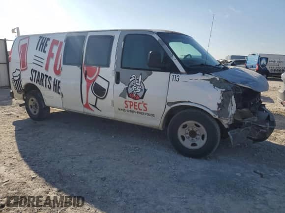 2011 Chevrolet Express Cargo with VIN 1GCWGGBA4B1155880, listed as a Copart auction lot 46640635 with 206,187 mi miles and Salvage title. Bid and sale history available at DreamBid. Image 4.