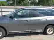 2015 Nissan Pathfinder SL с VIN 5N1AR2MN7FC640480, выставлен на аукционе IAAI как лот 42559973 с пробегом 74 249 миль миль и . История ставок и продаж доступна на DreamBid. Изображение 18.