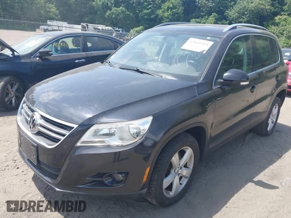 2010 Volkswagen Tiguan S с VIN WVGAV7AX1AW536752, выставлен на аукционе IAAI как лот 42669304 с пробегом 113 619 миль миль и . История ставок и продаж доступна на DreamBid. Изображение 2.