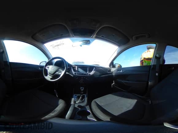2019 Hyundai Accent SE с VIN 3KPC24A39KE038716, выставлен на аукционе IAAI как лот 42108932 с пробегом 98 835 миль миль и . История ставок и продаж доступна на DreamBid. Изображение 19.