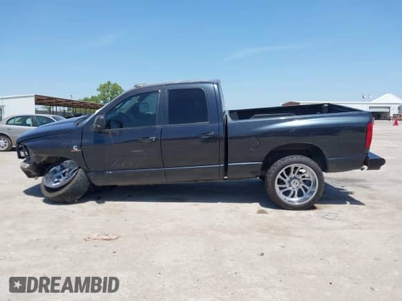 2004 Dodge 2500 SLT with VIN 3D7KU28C94G210823, listed as a IAAI auction lot 42860240 with 202,617 mi miles and . Bid and sale history available at DreamBid. Image 14.