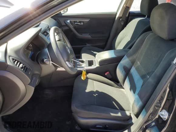 2015 Nissan Altima S z VIN 1N4AL3APXFN334207, wystawiony jako Copart lot #82382015 z przebiegiem 105 509 mil mil oraz Szkoda całkowita • Salvage title. Historia ofert i sprzedaży dostępna na DreamBid. Obrazek 7.