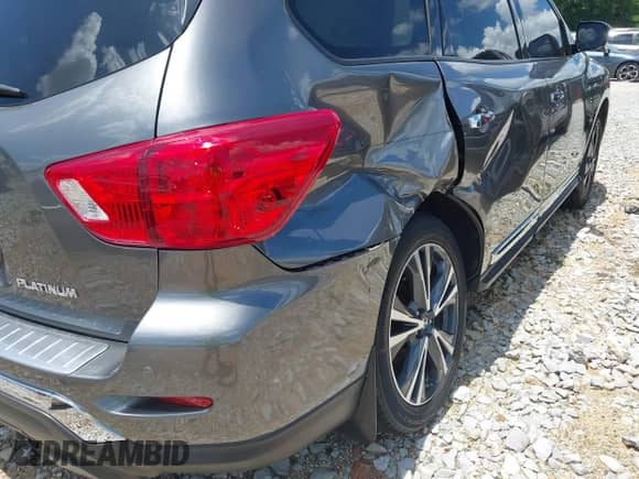 2018 Nissan Pathfinder S with VIN 5N1DR2MN0JC626023, listed as a IAAI auction lot 42740550 with 82,235 mi miles and . Bid and sale history available at DreamBid. Image 6.