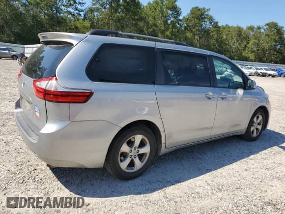 2015 Toyota Sienna LE AAS with VIN 5TDKK3DC6FS574147, listed as a Copart auction lot 72018945 with 134,463 mi miles and Salvage title. Bid and sale history available at DreamBid. Image 3.