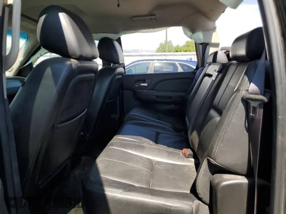 2014 Chevrolet Silverado 2500HD LTZ with VIN 1GC1KYE8XEF122008, listed as a Copart auction lot 65611695 with 156,015 mi miles and Salvage title. Bid and sale history available at DreamBid. Image 10.