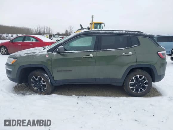2021 Jeep Compass Trailhawk z VIN 3C4NJDDB7MT598103, wystawiony jako IAAI lot #41478590 z przebiegiem 95 036 mil mil oraz . Historia ofert i sprzedaży dostępna na DreamBid. Obrazek 14.