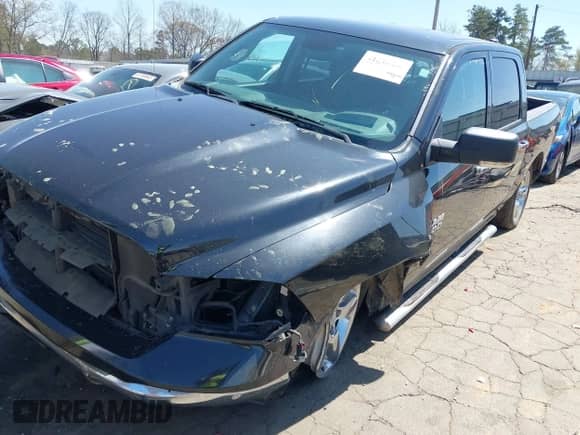 2016 Ram 1500 Lone Star z VIN 1C6RR6LT0GS195027, wystawiony jako IAAI lot #41848435 z przebiegiem 297 356 mil mil oraz . Historia ofert i sprzedaży dostępna na DreamBid. Obrazek 2.