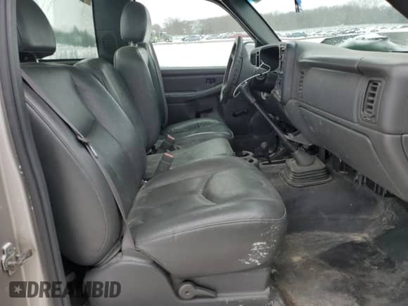 2006 Chevrolet Silverado 1500 Work Truck с VIN 1GCEK14V46Z122117, выставлен на аукционе Copart как лот 45884285 с пробегом 267 018 миль миль и Списание • Salvage title. История ставок и продаж доступна на DreamBid. Изображение 10.