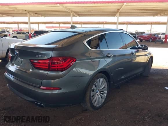 2015 BMW 5 Series с VIN WBA5M6C54FD086058, выставлен на аукционе IAAI как лот 42608347 с пробегом 116 350 миль миль и . История ставок и продаж доступна на DreamBid. Изображение 4.