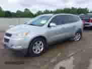 2012 Chevrolet Traverse 1LT z VIN 1GNKRGED2CJ173995, wystawiony jako IAAI lot #42385475 z przebiegiem 222 978 mil mil oraz . Historia ofert i sprzedaży dostępna na DreamBid. Obrazek 2.