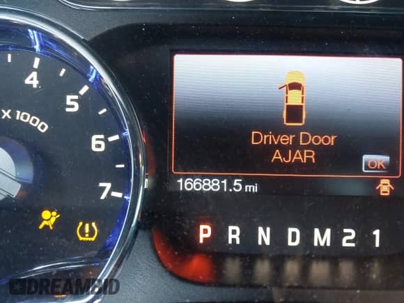 2013 Ford F-150 XL with VIN 1FTFW1EF9DKE08938, listed as a IAAI auction lot 43392604 with 166,881 mi miles and . Bid and sale history available at DreamBid. Image 16.