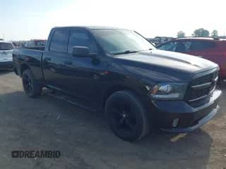 2013 Ram 1500 Express z VIN 1C6RR6FT6DS716453, wystawiony jako IAAI lot #42595693 z przebiegiem 195 181 mil mil oraz . Historia ofert i sprzedaży dostępna na DreamBid. Obrazek 1.