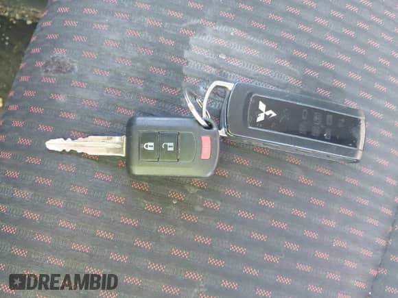 2019 Mitsubishi Outlander ES с VIN JA4AR3AU7KU005232, выставлен на аукционе IAAI как лот 43346262 с пробегом 92 364 миль миль и . История ставок и продаж доступна на DreamBid. Изображение 11.