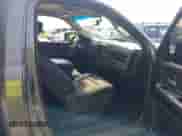 2012 Ram 1500 Express с VIN 3C6JD6AT1CG255526, выставлен на аукционе IAAI как лот 43032556 с пробегом 117 974 миль миль и . История ставок и продаж доступна на DreamBid. Изображение 5.