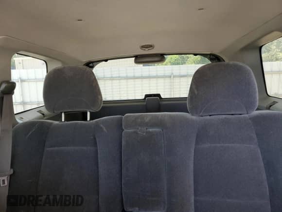 2001 Hyundai Santa Fe GLS с VIN KM8SC83D31U010136, выставлен на аукционе Copart как лот 69809604 с пробегом 79 823 миль миль и Списание • Salvage title. История ставок и продаж доступна на DreamBid. Изображение 10.