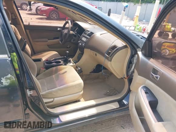 2003 Honda Accord LX with VIN 1HGCM55333A083750, listed as a IAAI auction lot 42735689 with Not provided miles and . Bid and sale history available at DreamBid. Image 5.